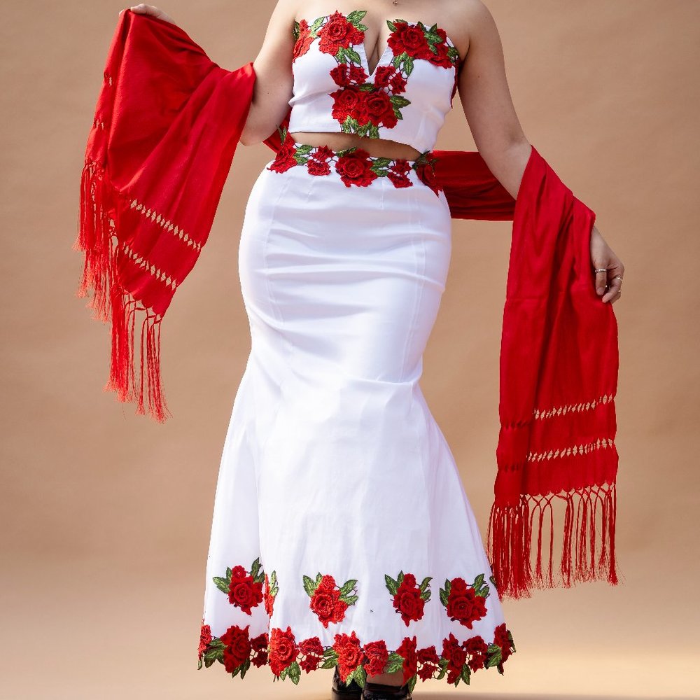 Two pieces Mexican Outfit